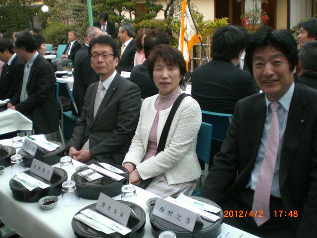 2012.4.2 023.jpg