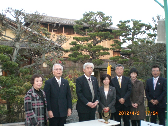 2012.4.2 033.jpg
