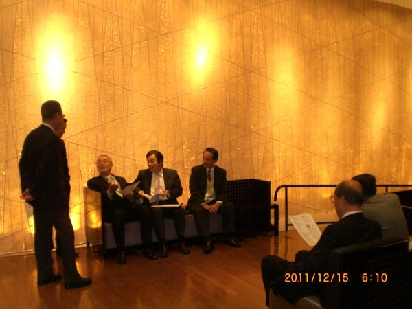 2011.12.19 クラブ 002.jpg