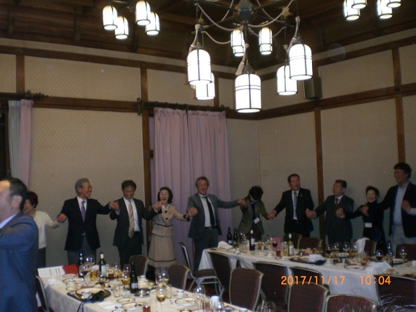 2017-11-17 10.04.07.jpg