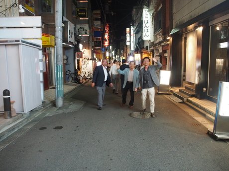 ２次会へ.JPG