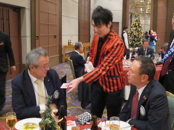 2016-12-19 19.01.25.jpg