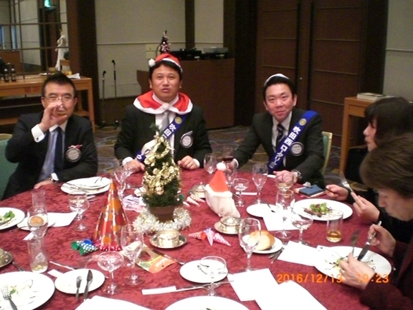 2016-12-19 19.23.33.jpg