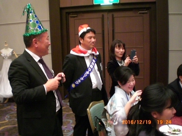 2016-12-19 19.24.56.jpg